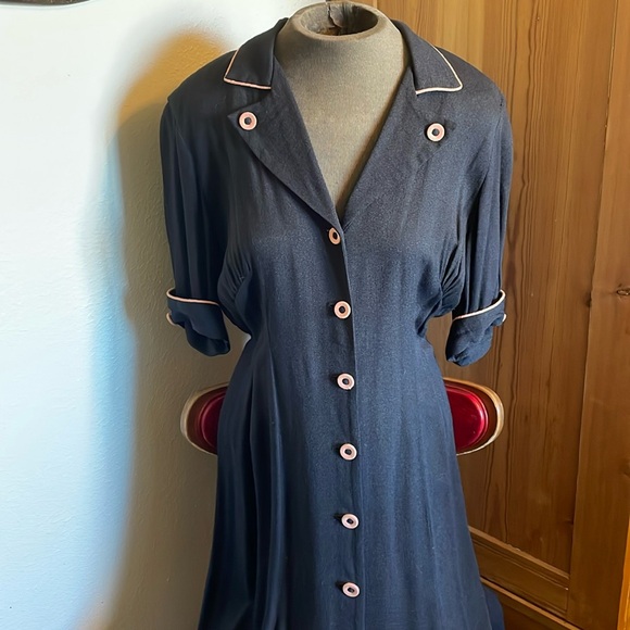 Vintage 80s Eileen West size 10 dress inspired by 40s era fabric covered buttons - Picture 1 of 8
